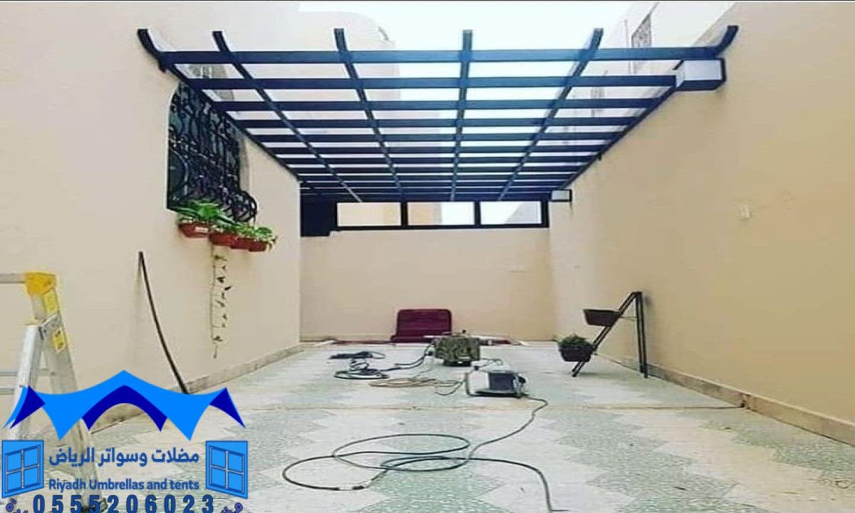 ساندوتش بانل في الرياض